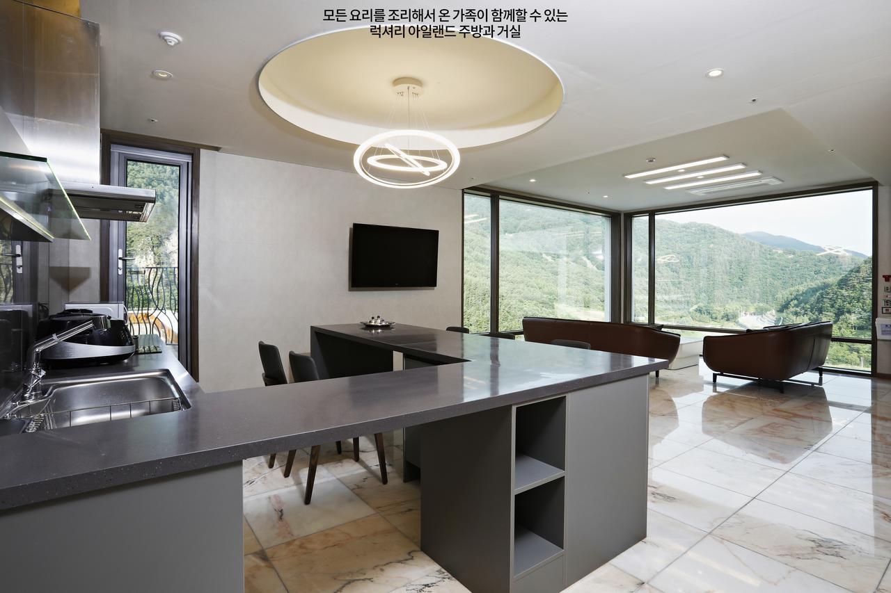 Pine Forest Jeongseon Alpine Resort Dış mekan fotoğraf